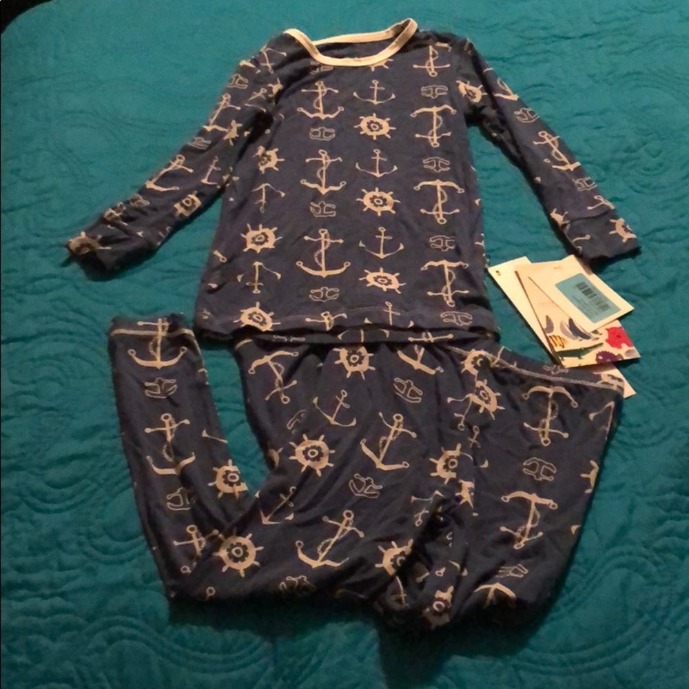 Adorable kickee pants sleep set!